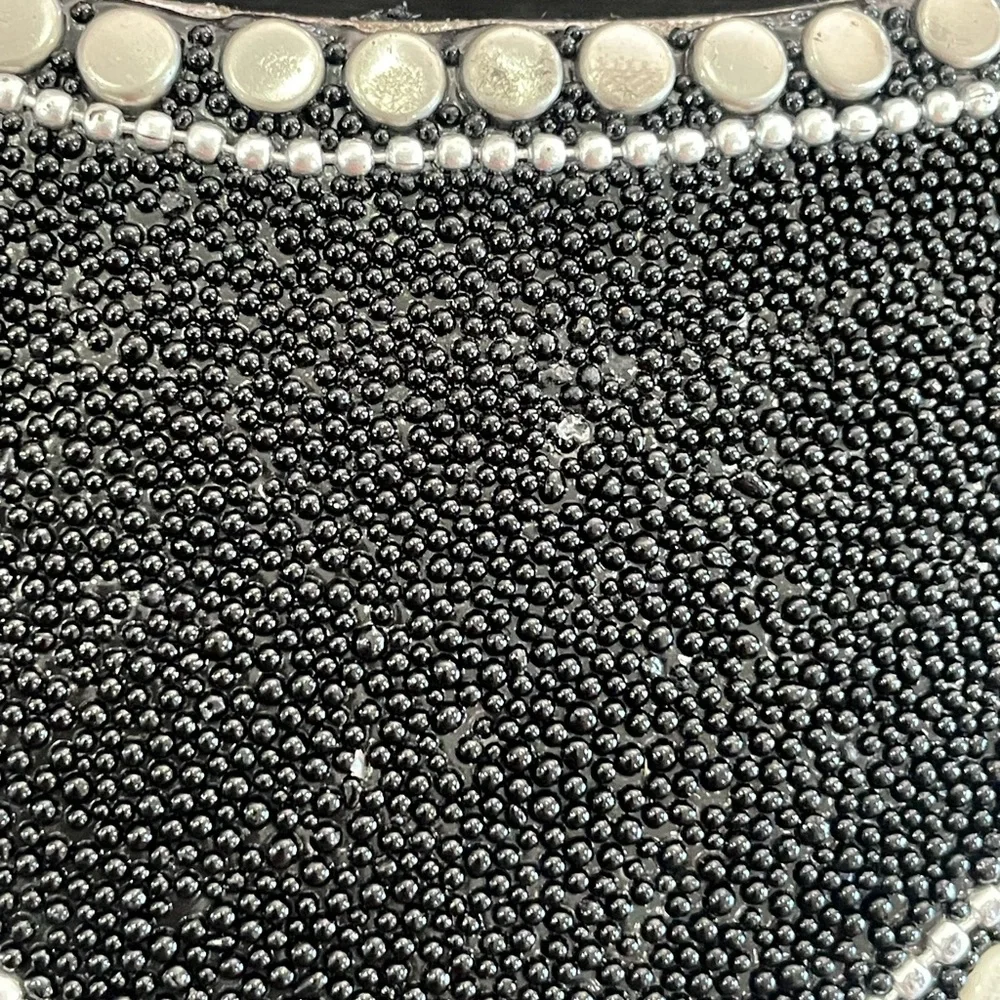NEW RAMLA Heart Shaped Hardbody Clutch Crossbody Bag Black Silver Gold 6x8 - Picture 12 of 13